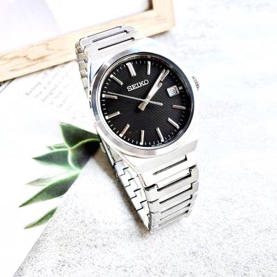 SEIKO Essential Time με Κρύσταλλο Ζαφειριού SUR557P1