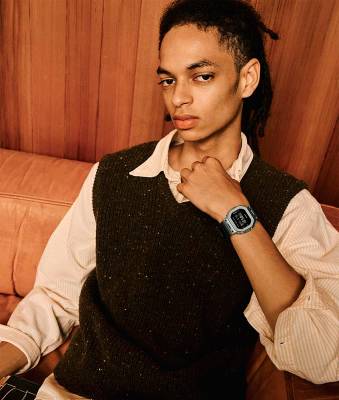 Casio G-SHOCK Χρονογράφος με Καουτσούκ Λουράκι GM-5600M-1ER