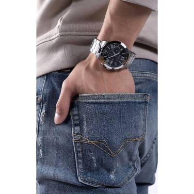 Ρολόι Guess CONTINENTAL με Ασημί Μπρασελέ W0668G3