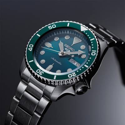 SEIKO 5 Sports Αυτόματο με Πράσινο Καντράν SRPD61K1J