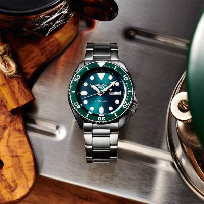 SEIKO 5 Sports Αυτόματο με Πράσινο Καντράν SRPD61K1J