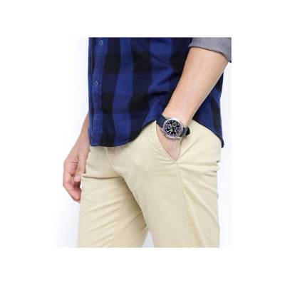 Casio Edifice με Ασημί Μπρασελέ EFV-C120D-1AEF